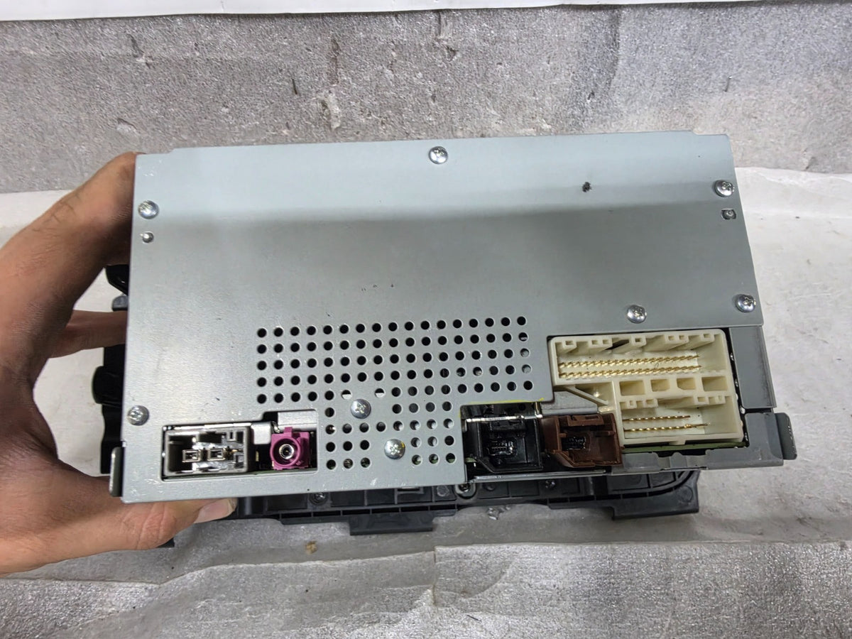 2020 - 2024 Nissan Kicks Versa OEM Touch Screen Multi Media Bluetooth Car Play