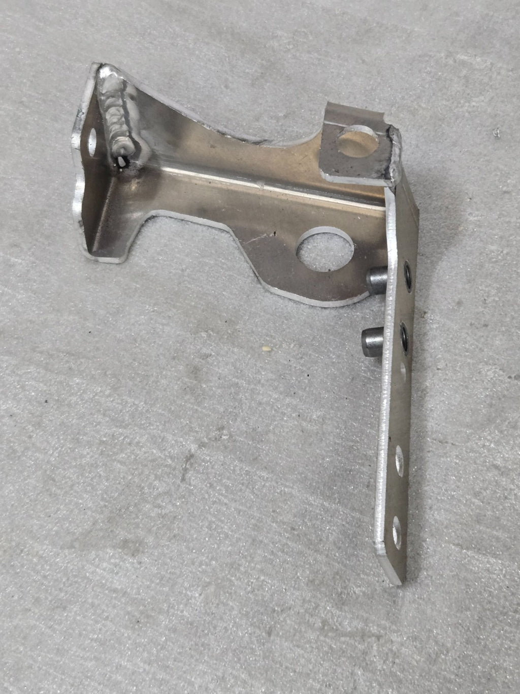 2018-2022 Lamborghini Huracan Right RH Front Frame Angle Bracket 4T0805178B OEM