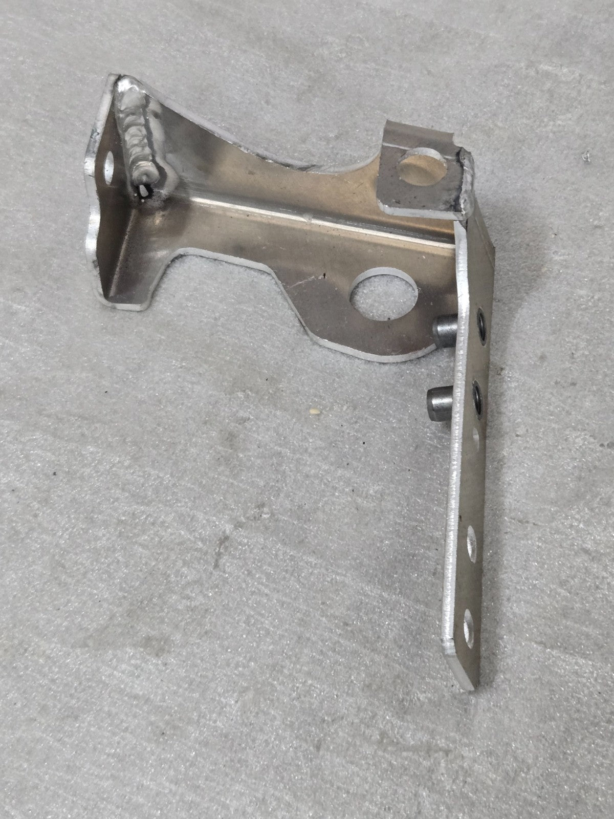 2018-2022 Lamborghini Huracan Right RH Front Frame Angle Bracket 4T0805178B OEM