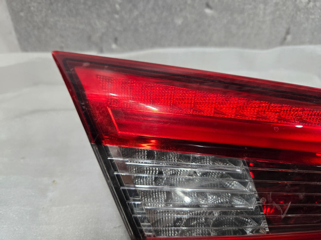 2014-2017 Maserati Ghibli Inner Tail Light Rear Driver Left LH OEM 6700046820