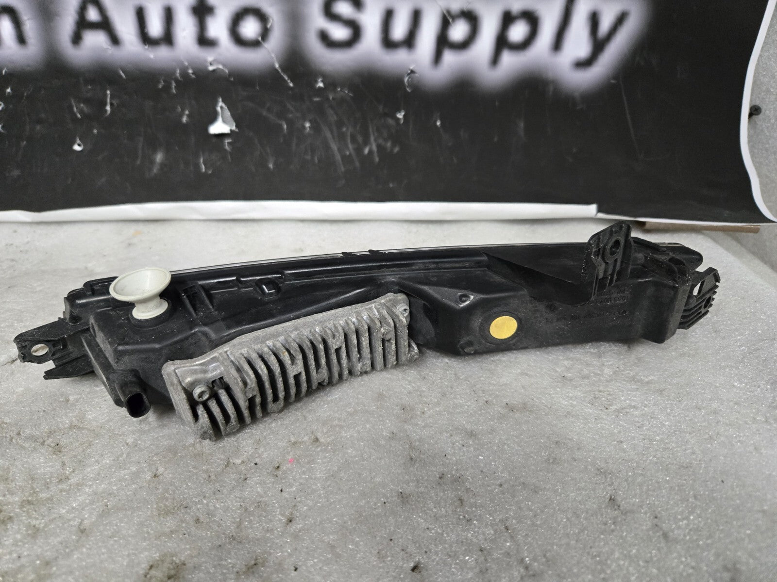 2017 2018 2019 2020 JAGUAR F-PACE DAYTIME RUNNING LIGHT LEFT LH HK8315201BD OEM