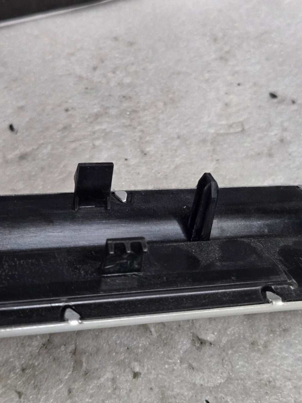 2023 BMW i7 G70 Rear Left Door M Sill Scuff Plate Trim Panel 51479870761 OEM