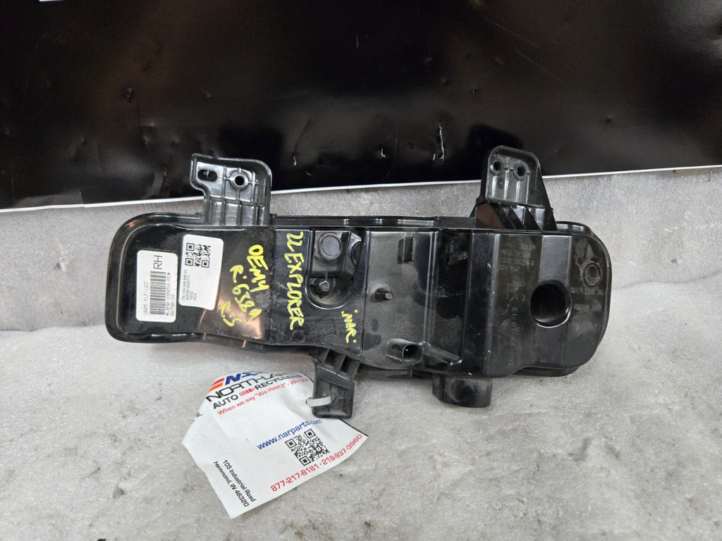 2020-2022 FORD EXPLORER RIGHT RH FOG LIGHT PASSENGER SIDE LB5B-15A254-AC OEM