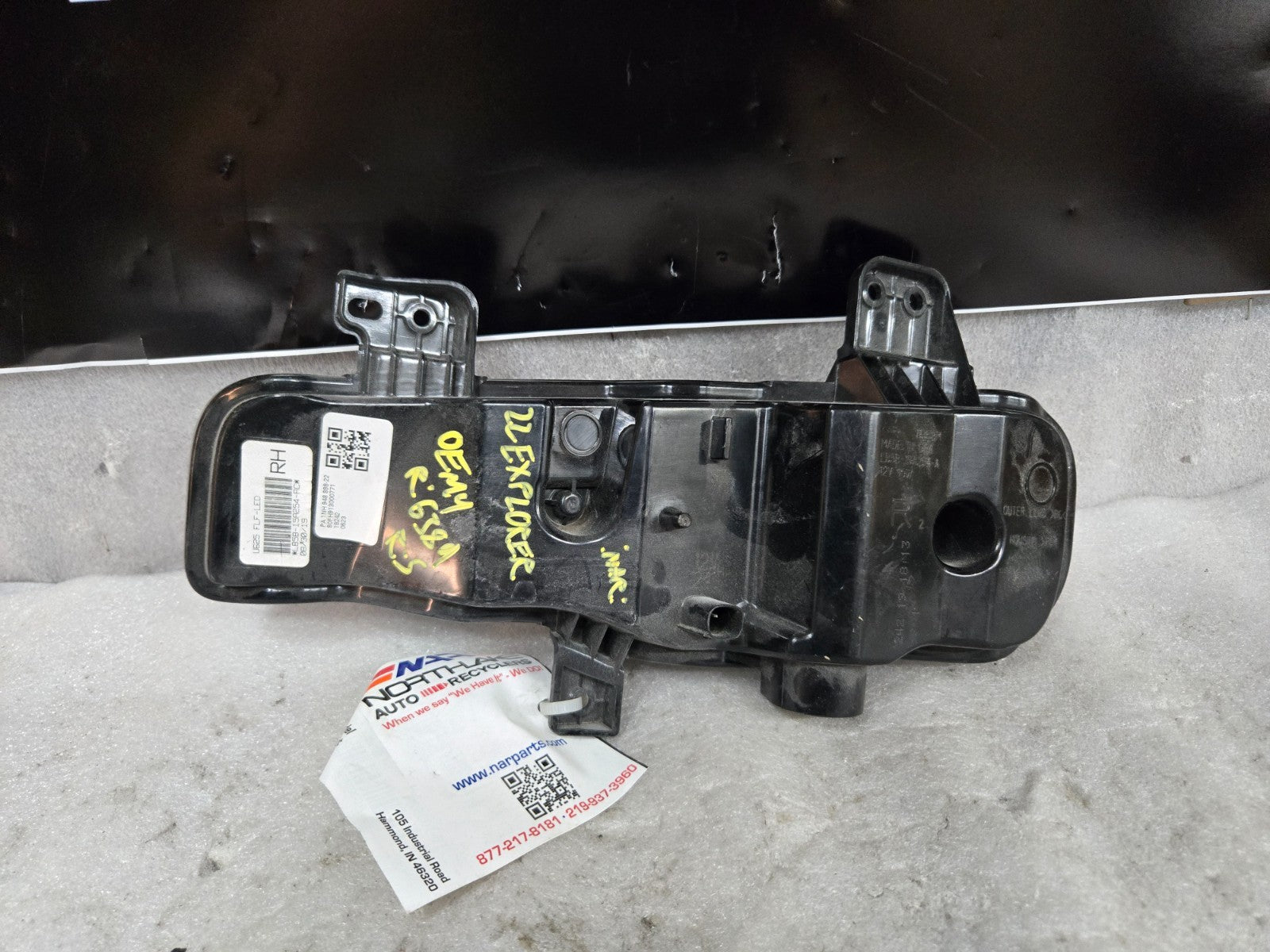 2020-2022 FORD EXPLORER RIGHT RH FOG LIGHT PASSENGER SIDE LB5B-15A254-AC OEM