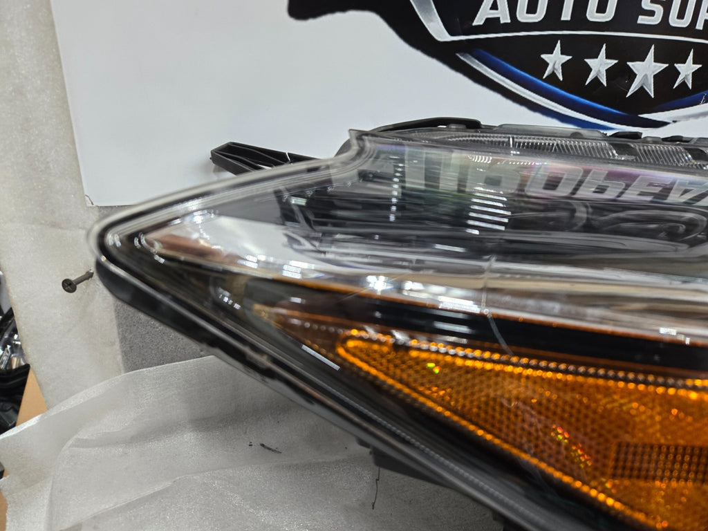 2021-2024 Nissan Kicks Right Passenger's Side Full LED Headlight 26010-5R05A OEM
