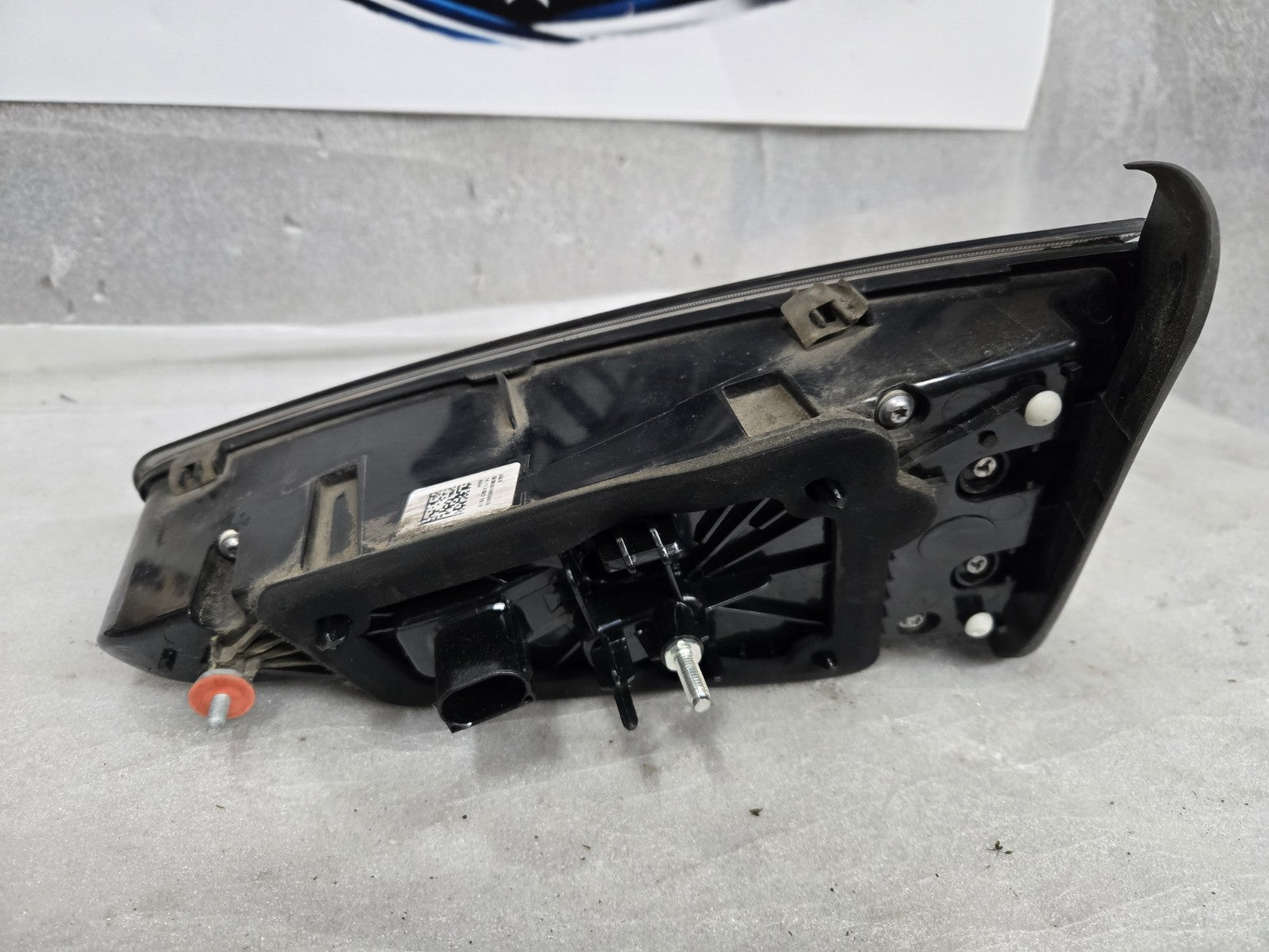 2022-24 Alfa Romeo Stelvio Quadrifoglio Left LH LED Tail Light OEM 20807999