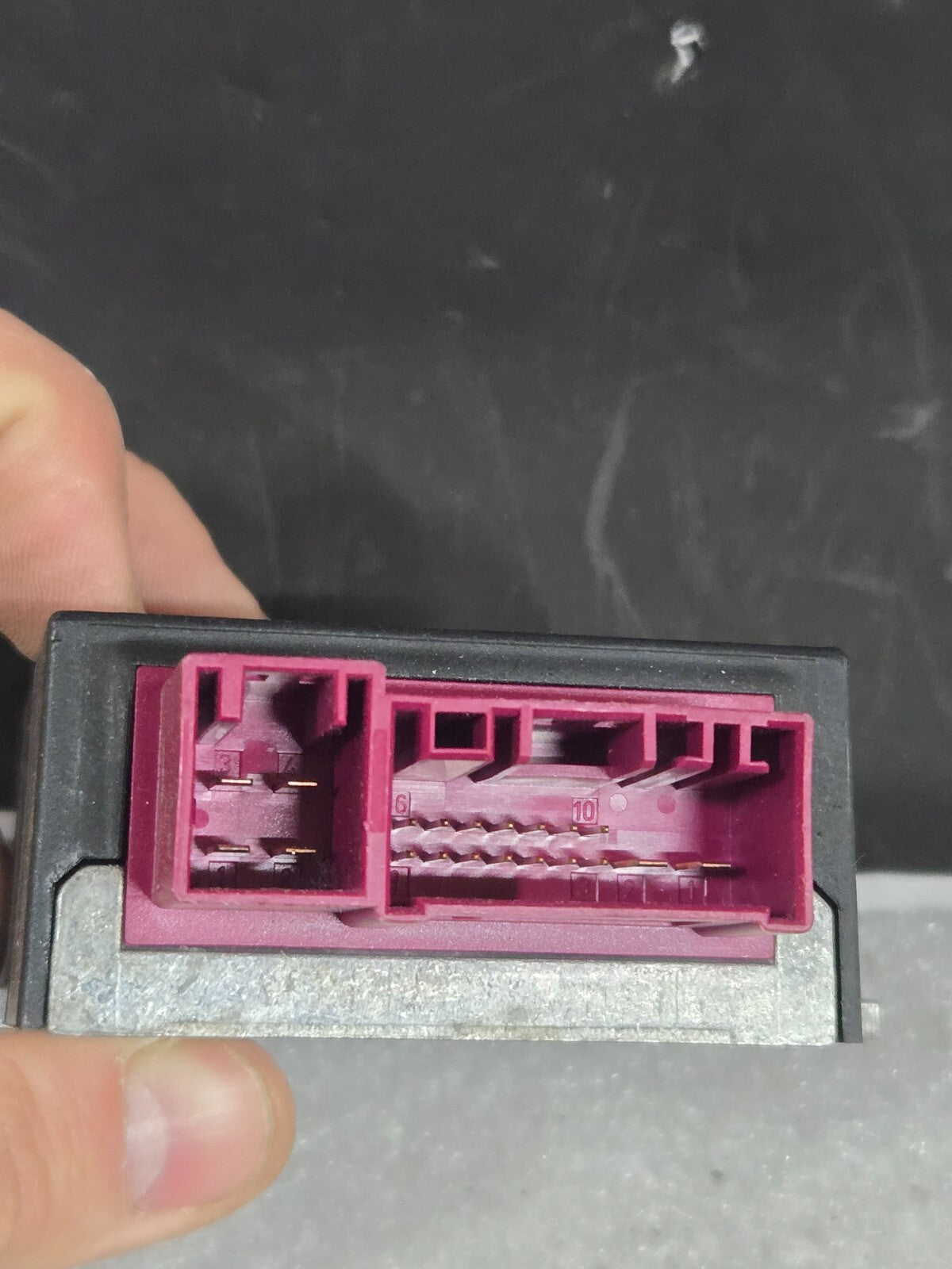 07-13 BMW E92 135i 328I 330I 335I 535i FUEL PUMP CONTROL MODULE UNIT 7180426 OEM