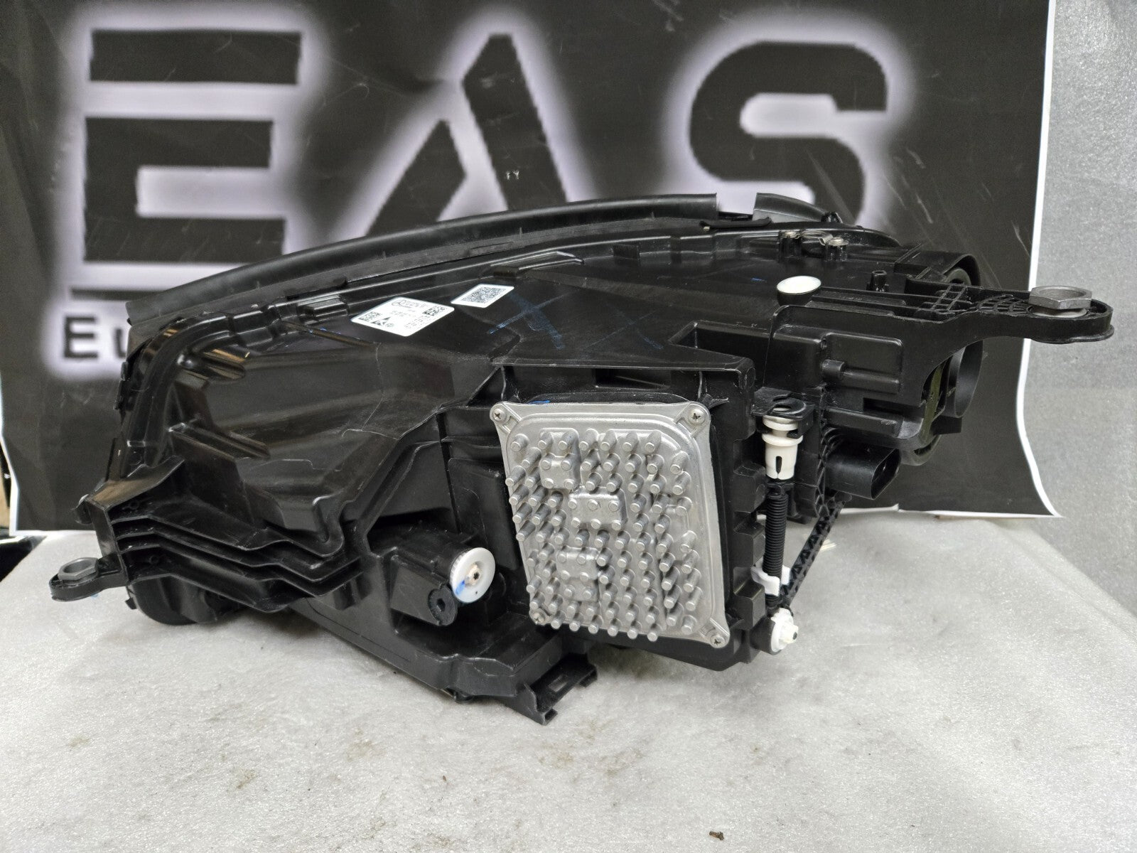 2020-24 Mercedes-Benz GLS450 GLS580 Right LED Headlight OEM A1679067011 COMPLETE