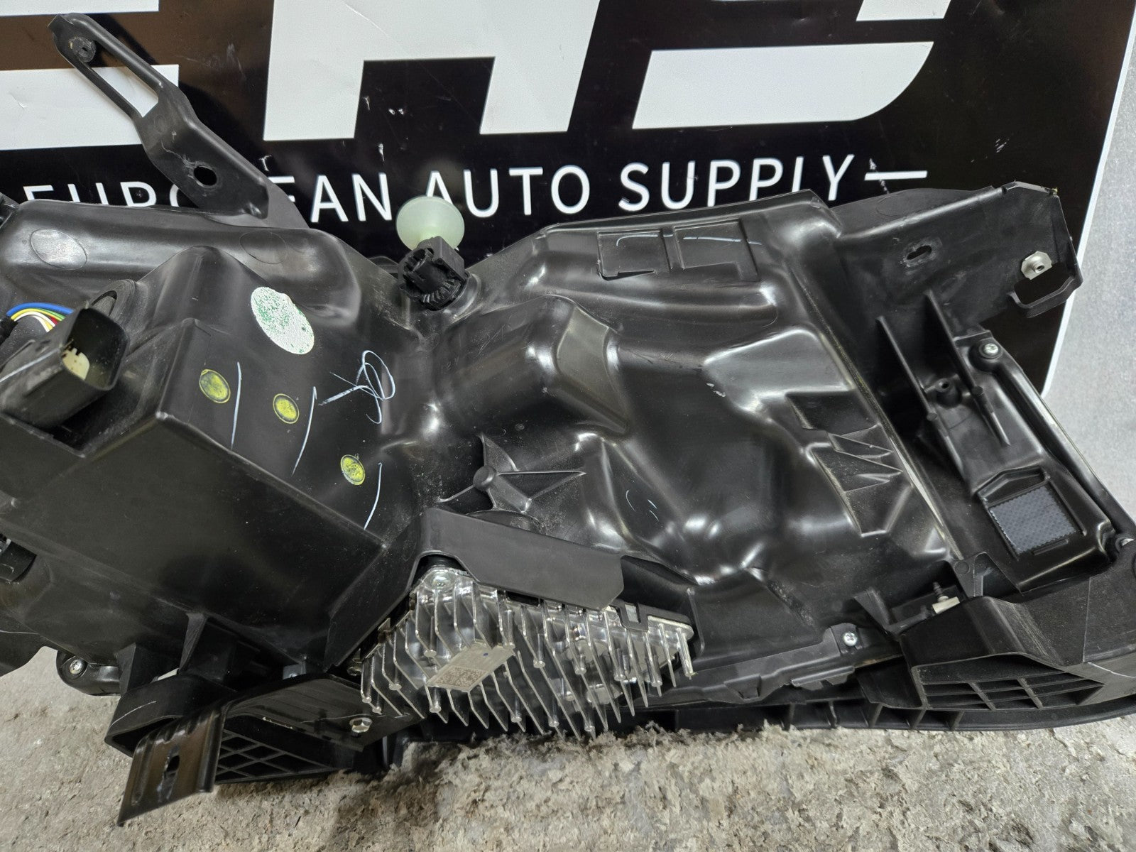 2024-2025 Honda Prologue Left LH Driver Reflector LED Headlight OEM w/ Modules