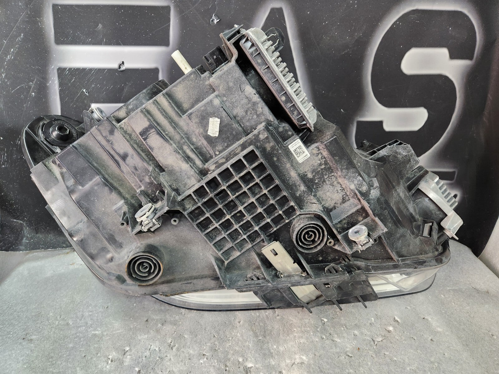 2019 2020 2021 BMW X2 HEADLIGHT LEFT DRIVER SIDE F39 OEM 63118738189 COMPLETE