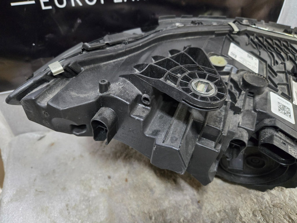 2024 2025 Mercedes-Benz CLE300 CLE450 LED Headlight Left LH Driver Side OEM