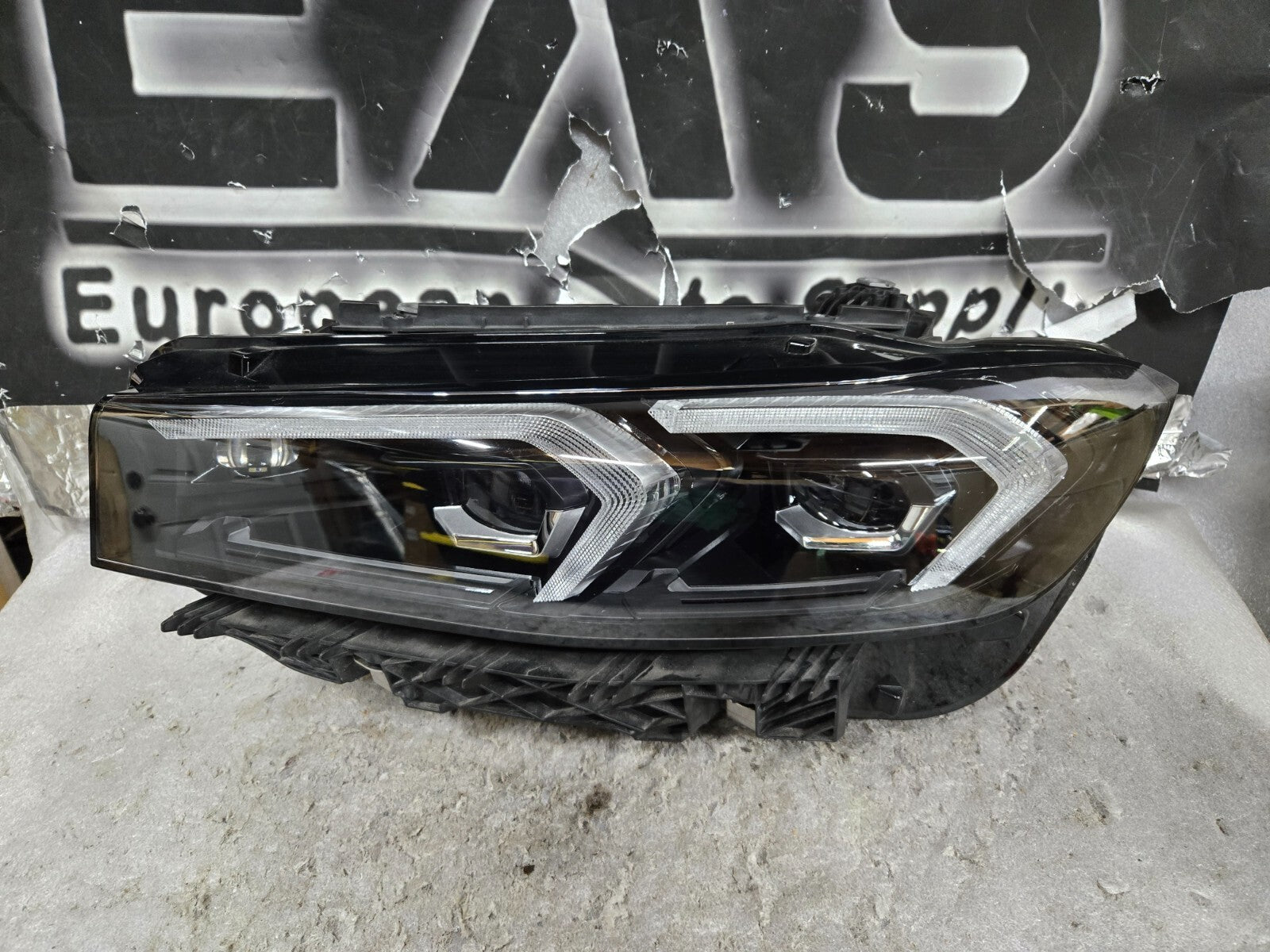 2023 2024 BMW 3-Series G20 G21 Headlight LED Left Driver Shadowline OEM 7886663