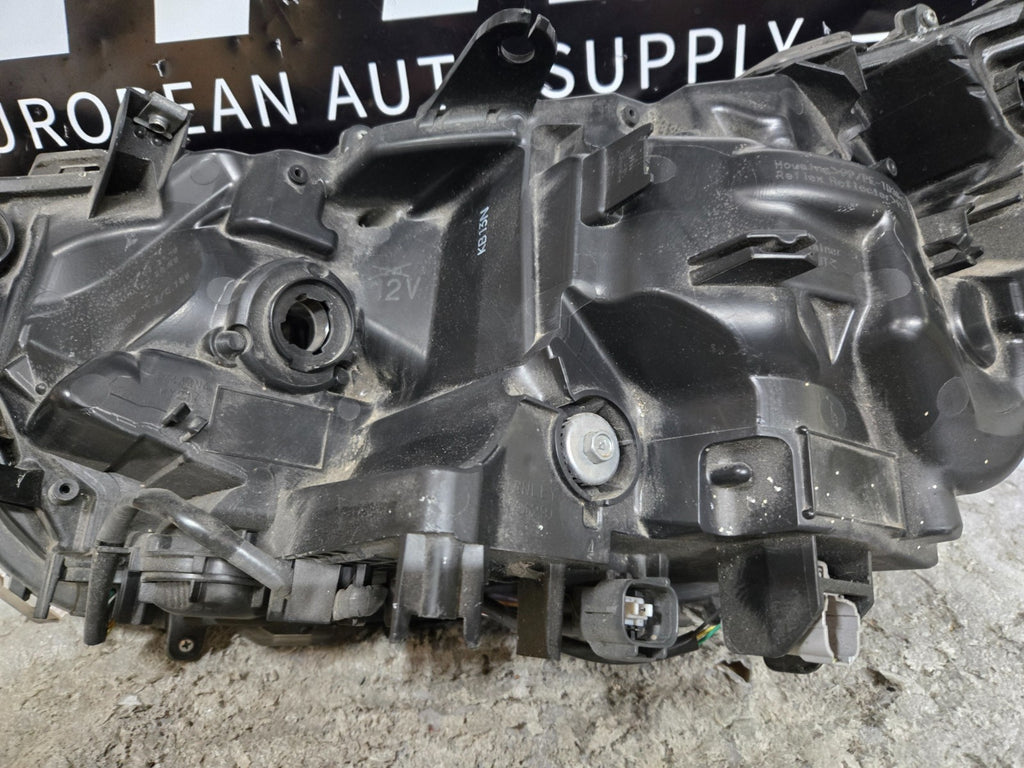 2019-2021 TOYOTA RAV4 RIGHT PASSENGER RH HEADLIGHT ASSY OEM PART# 81110-0R160