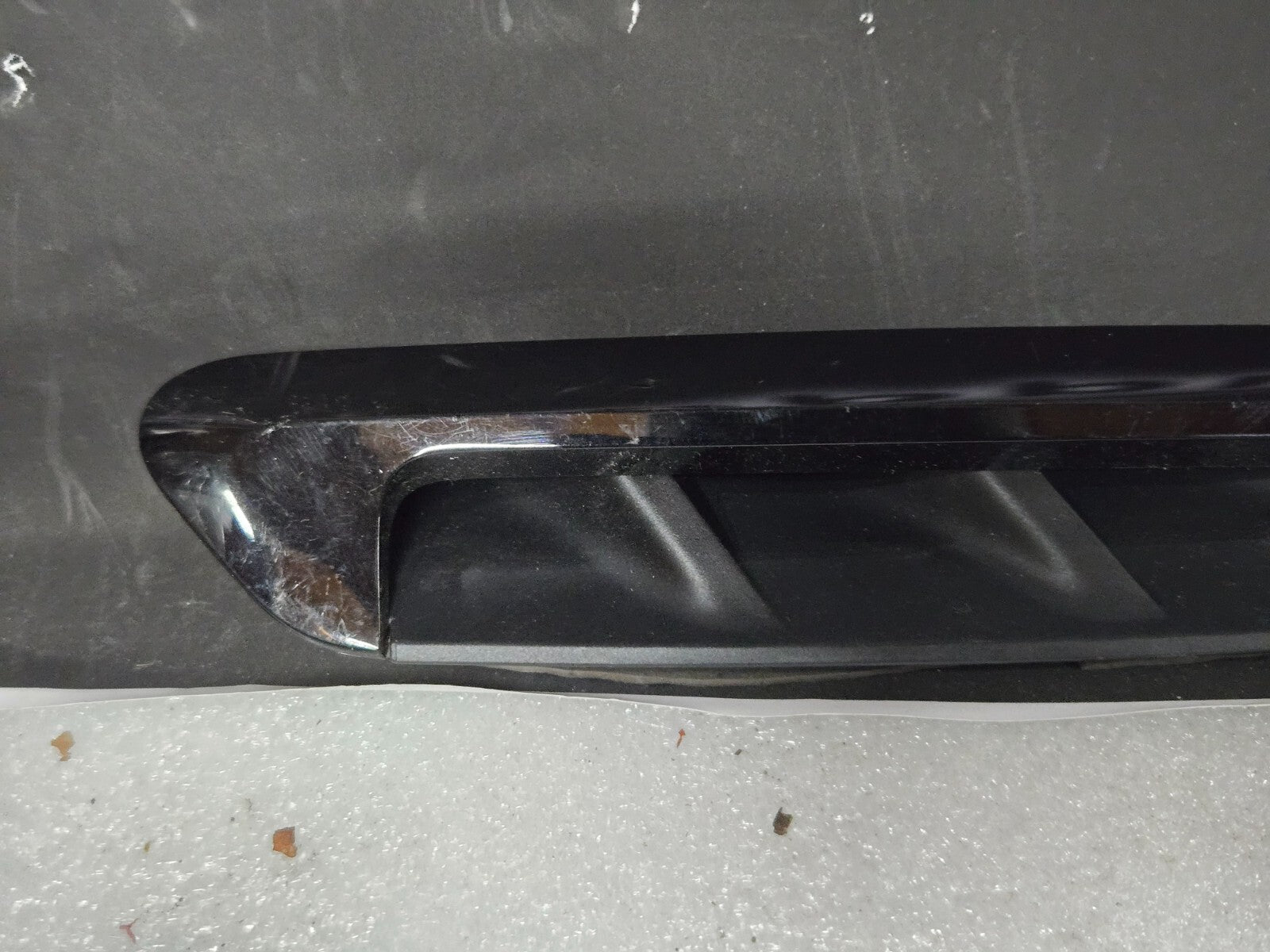 2018 2019 2020 2021 BMW X3 X4 RH Right Fender Decorative Screen Trim 8064806 OEM