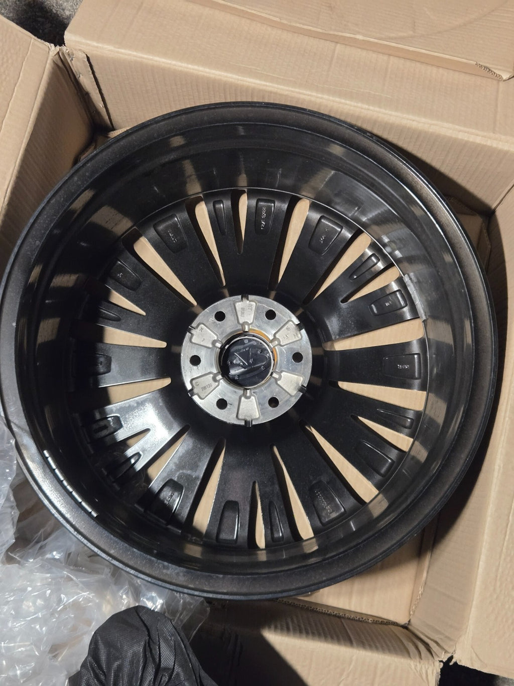 Infiniti QX80 4030S-IP228B IP 22X8 BLACK MONOGRAM WHEEL RIM OEM