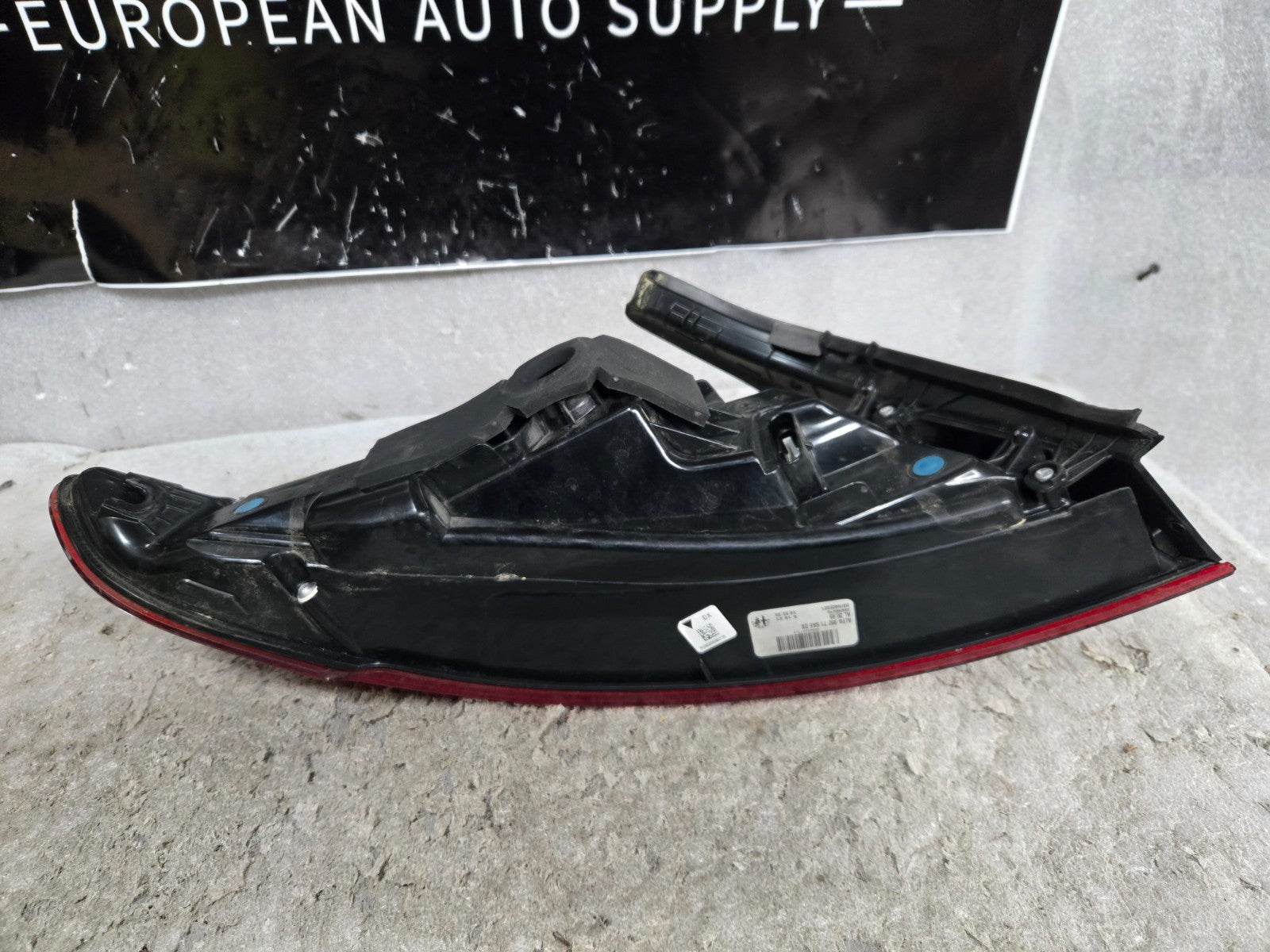 2017-2021 ALFA ROMEO GIULIA 952 REAR RIGHT OUTER TAILLIGHT TAIL LED LAMP OEM