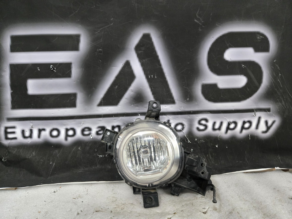 2017 2018 2019 Kia Soul Fog Light Lamp Right Passenger Side 92202-B2500 OEM