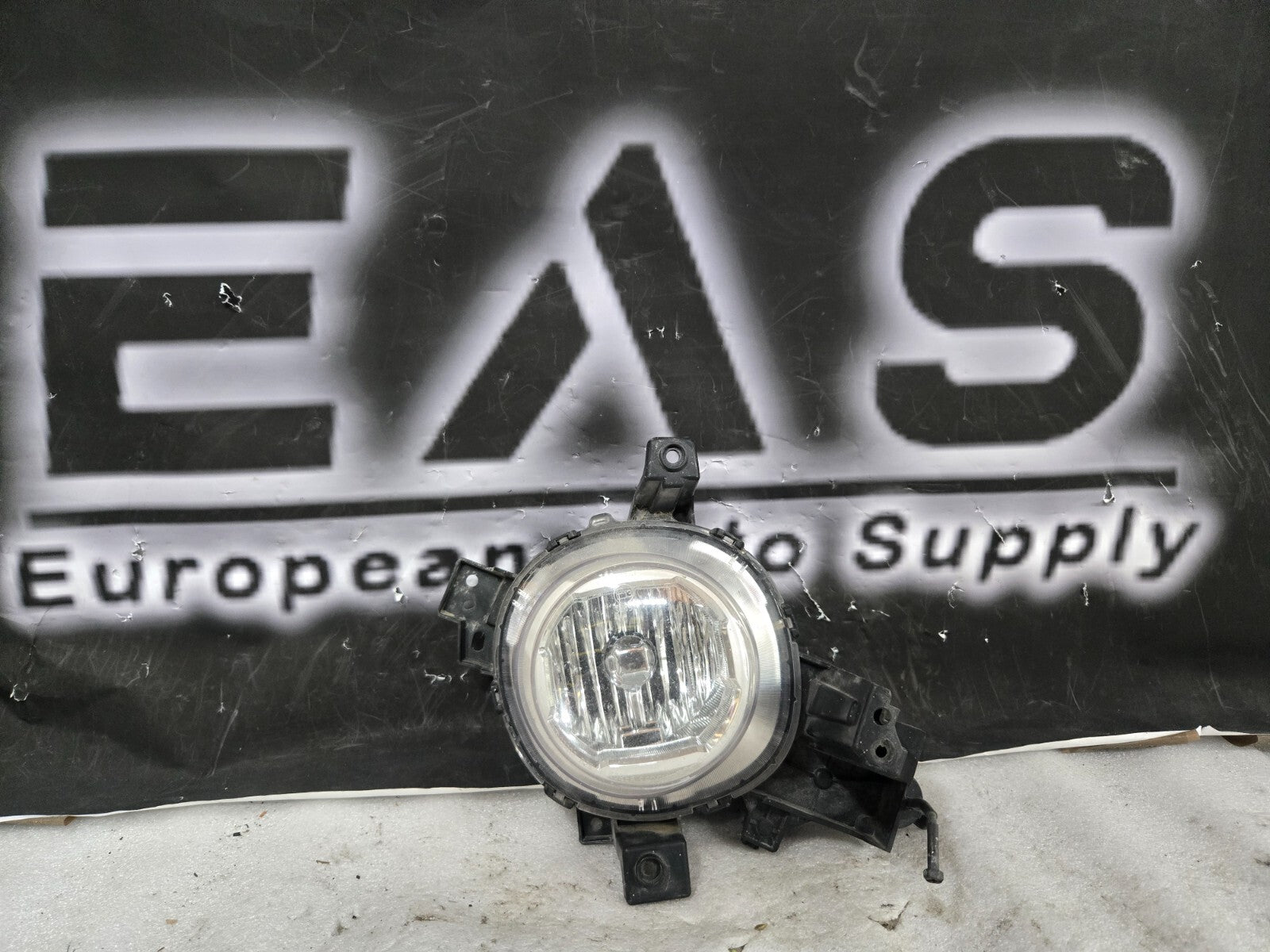2017 2018 2019 Kia Soul Fog Light Lamp Right Passenger Side 92202-B2500 OEM