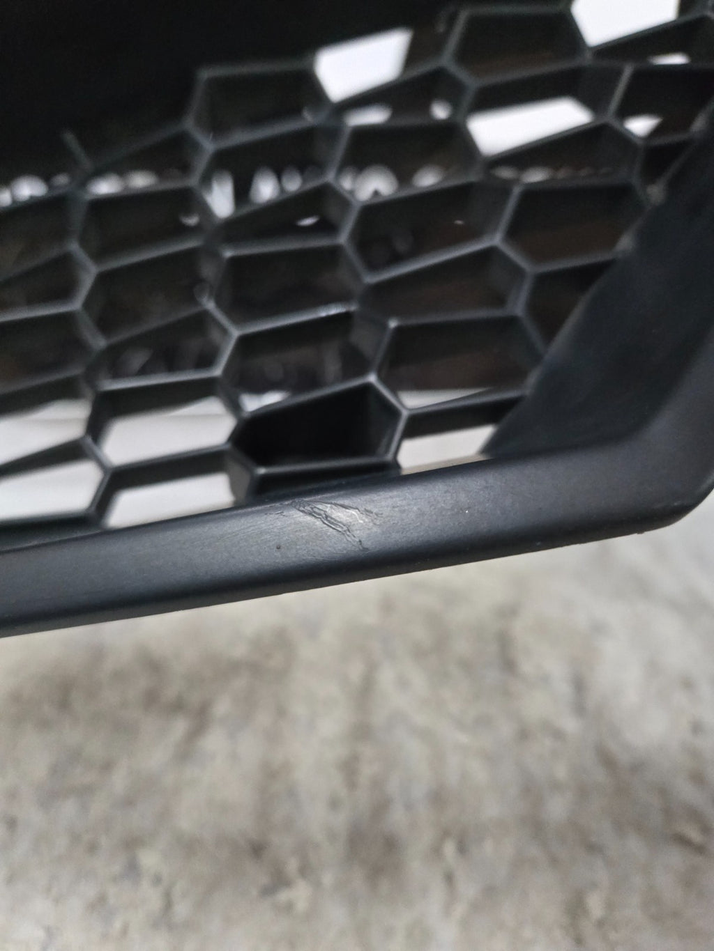 2017-2019 LAMBORGHINI HURACAN LP640-4 REAR BUMPER VENT GRILLE LH DRIVER OEM