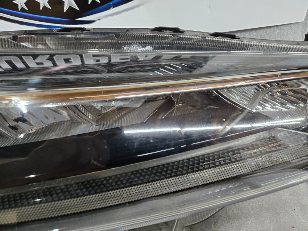 2021-2024 Nissan Kicks Right Passenger's Side Full LED Headlight 26010-5R05A OEM