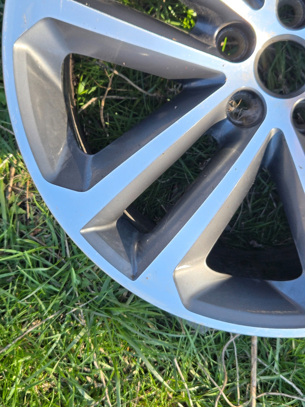 2017-2022 JAGUAR F-PACE ALLOY 5 DOUBLE SPOKE RIM WHEEL 19X8.5 HK8M1007NA OEM