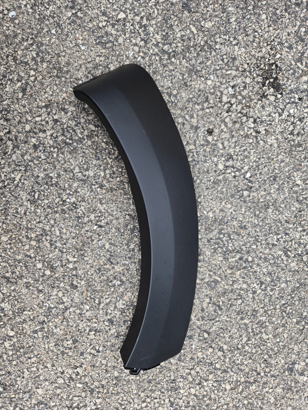 Hyundai Tucson Garnish Assembly Rear Bumper Right Hand (K5F32-AC5T0) OEM