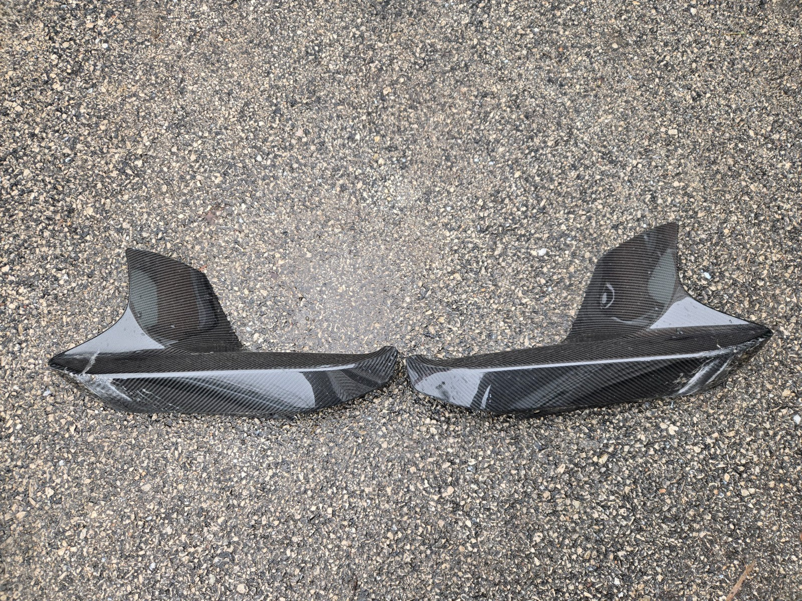 *Damaged* 2018 - 2020 BMW M5 F90 Front Left Right Carbon Fiber Splitter Set OEM