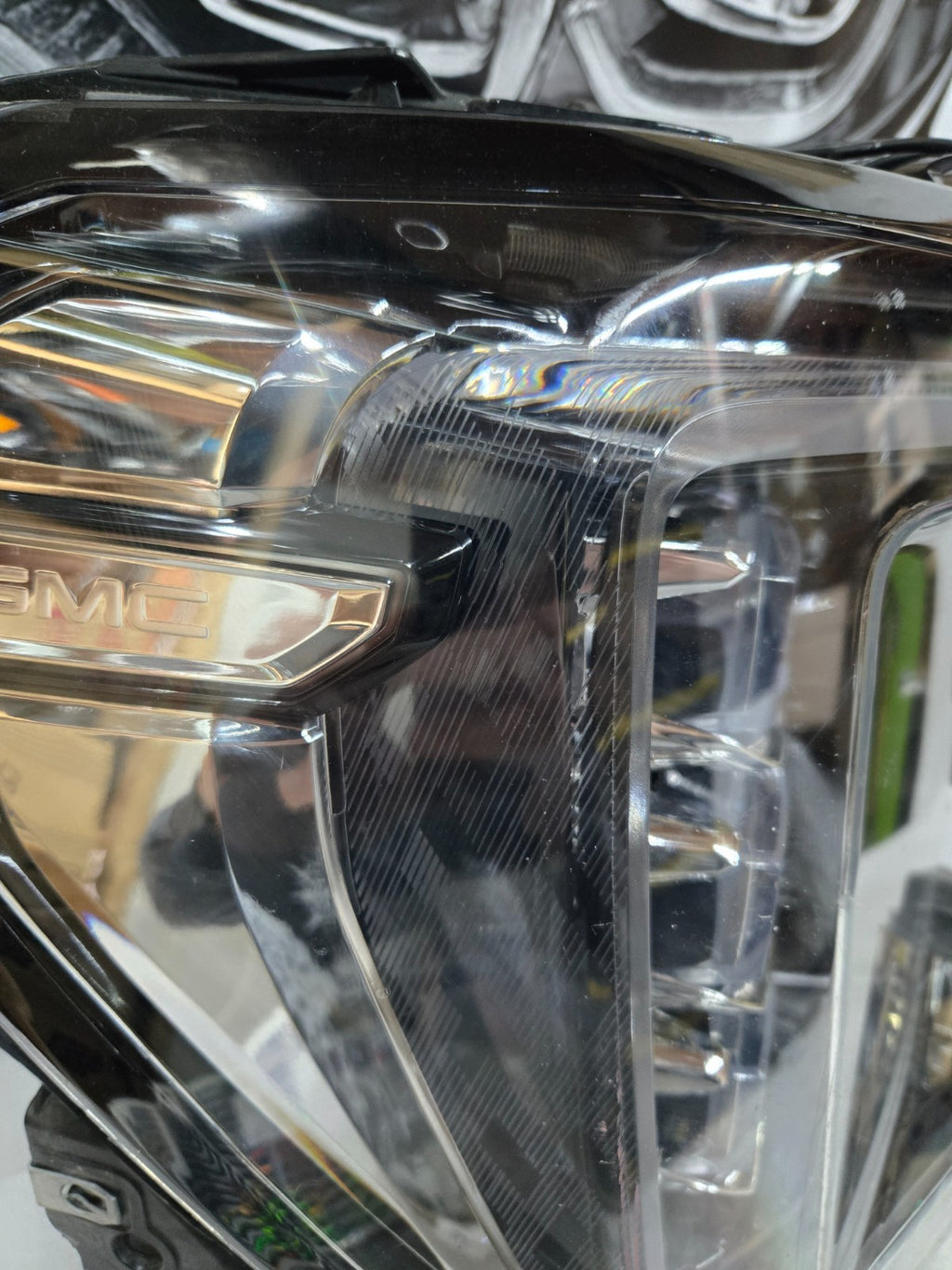 2021 2022 2023 GMC Yukon XL/SLT/SLE LED Headlight Passenger Right OEM 85162503