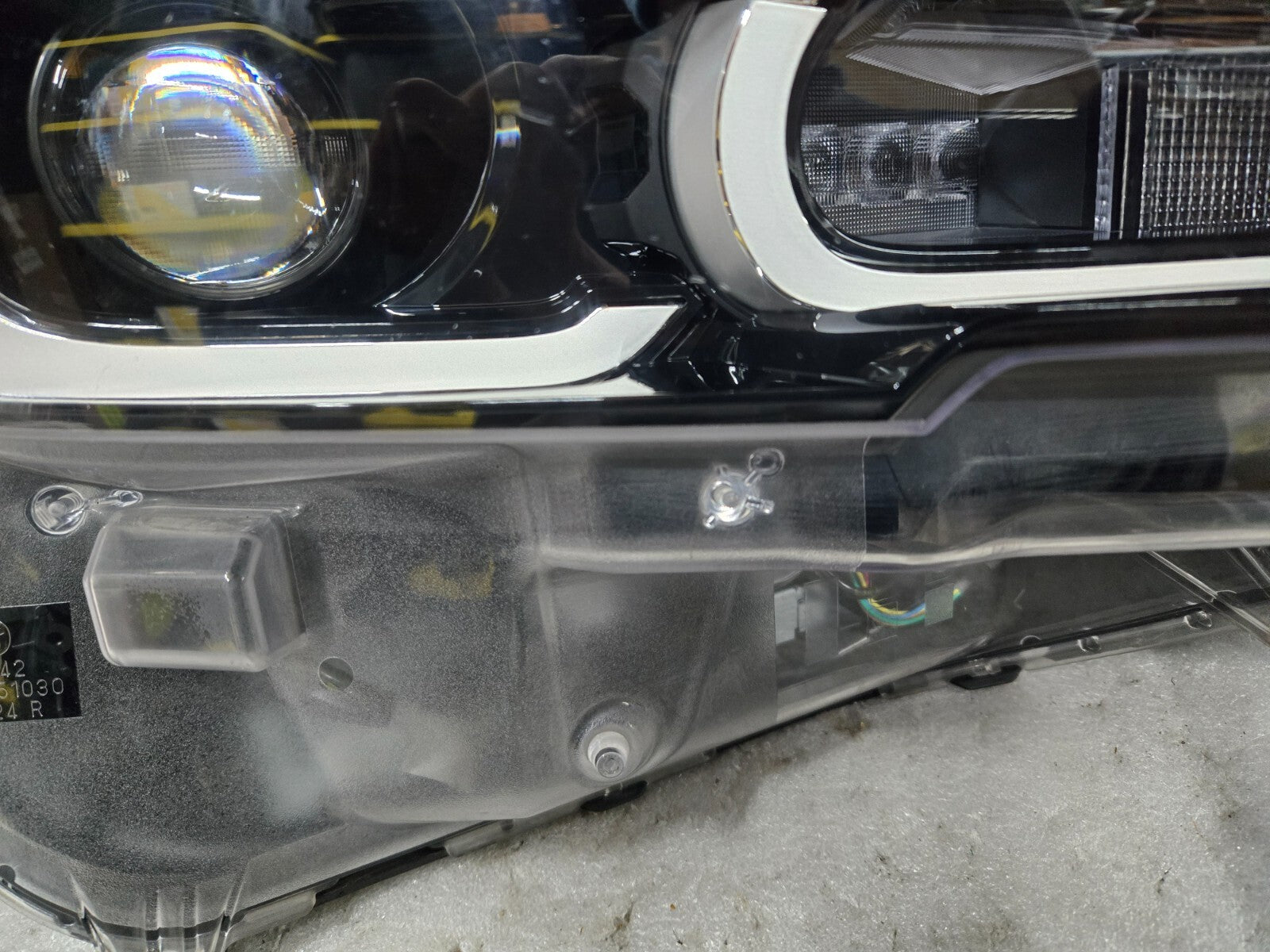 2022-2024 MAZDA CX-5 HEADLIGHT RIGHT PASSENGER SIDE LED NON AFS OEM KSD6-51030 