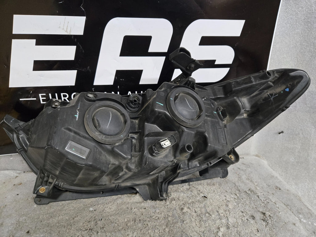 2013-2016 Ford Fusion Halogen Right Side Headlight Assembly OEM DS73-13W029-CD
