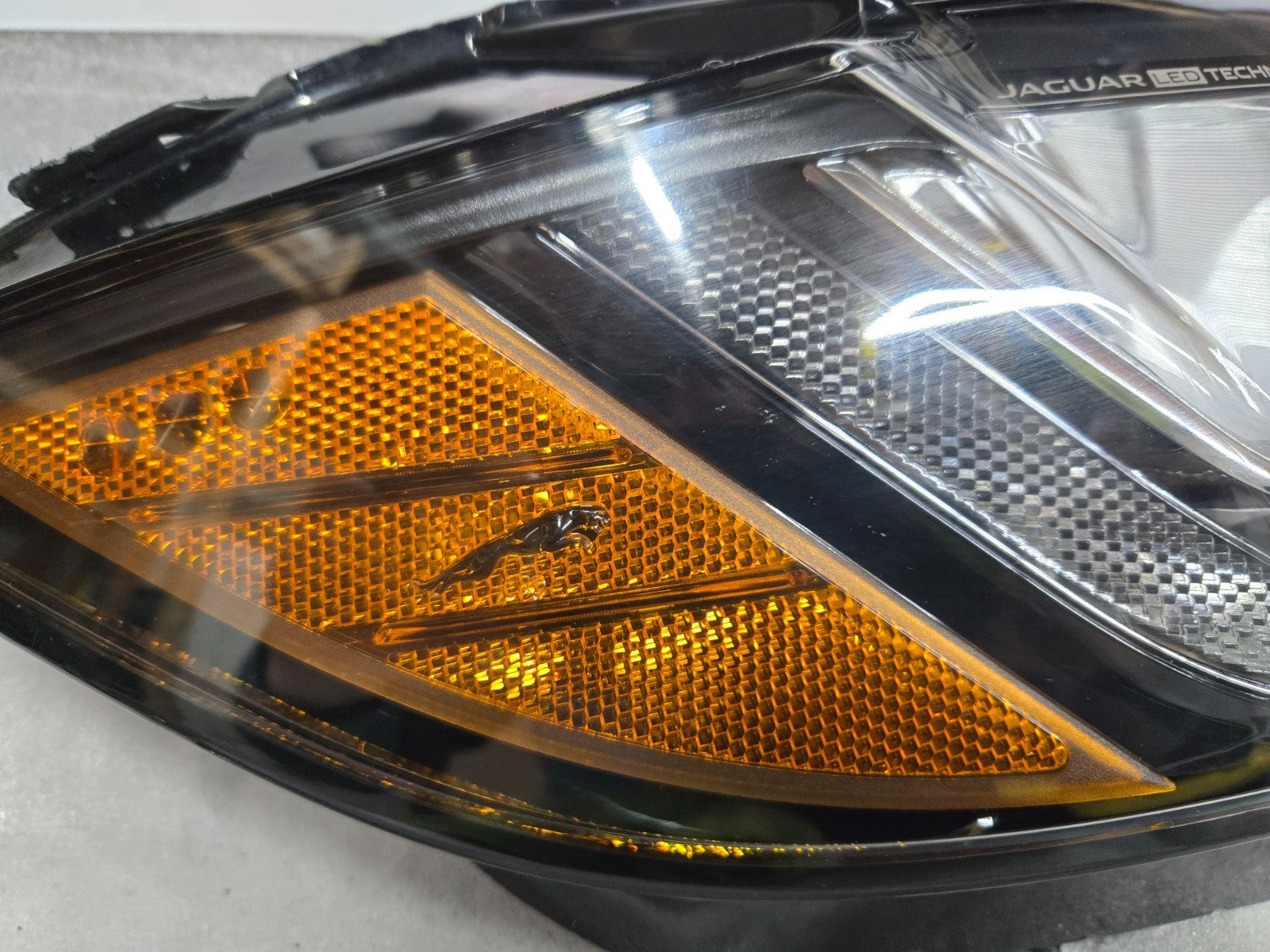 2016-2020 Jaguar XF F-Pace RH Passenger Full LED Headlight OEM GX63-13W029-RE