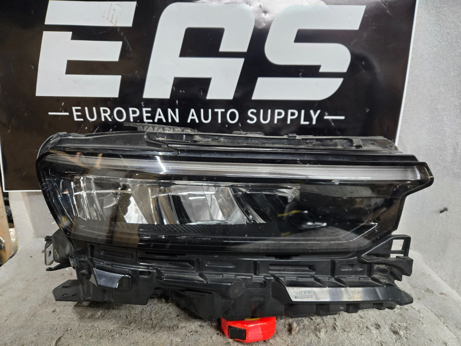 2021 2022 JEEP GRAND CHEROKEE FRONT RIGHT RH PASSENGER SIDE LED HEADLIGHT OEM