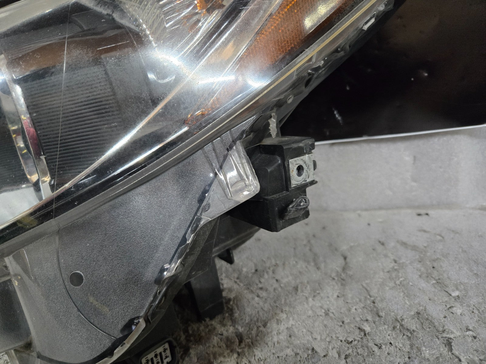 2014 2015 2016 MAZDA 3 HEADLIGHT HALOGEN LEFT LH DRIVER SIDE OEM B45A-51040