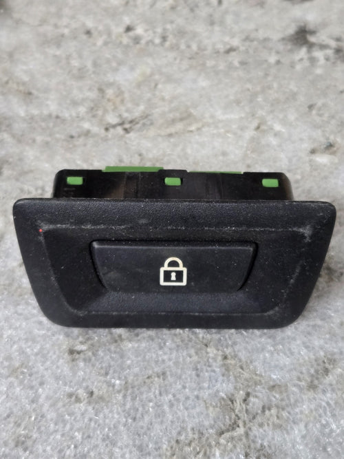2013-2019 BMW 640I 650I Gran Coupe Center Lock Control Switch Button OEM 9162644
