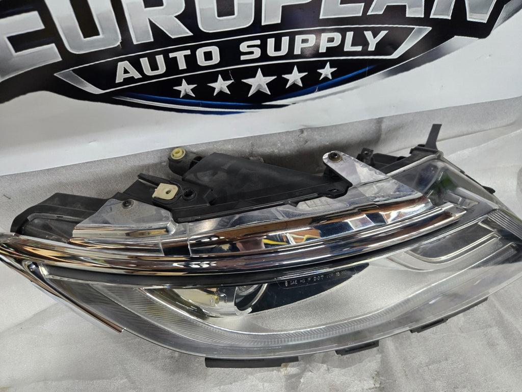 2015-2018 Lincoln MKC Headlight Xenon HID Right Passenger OEM EJ7B-13005-A