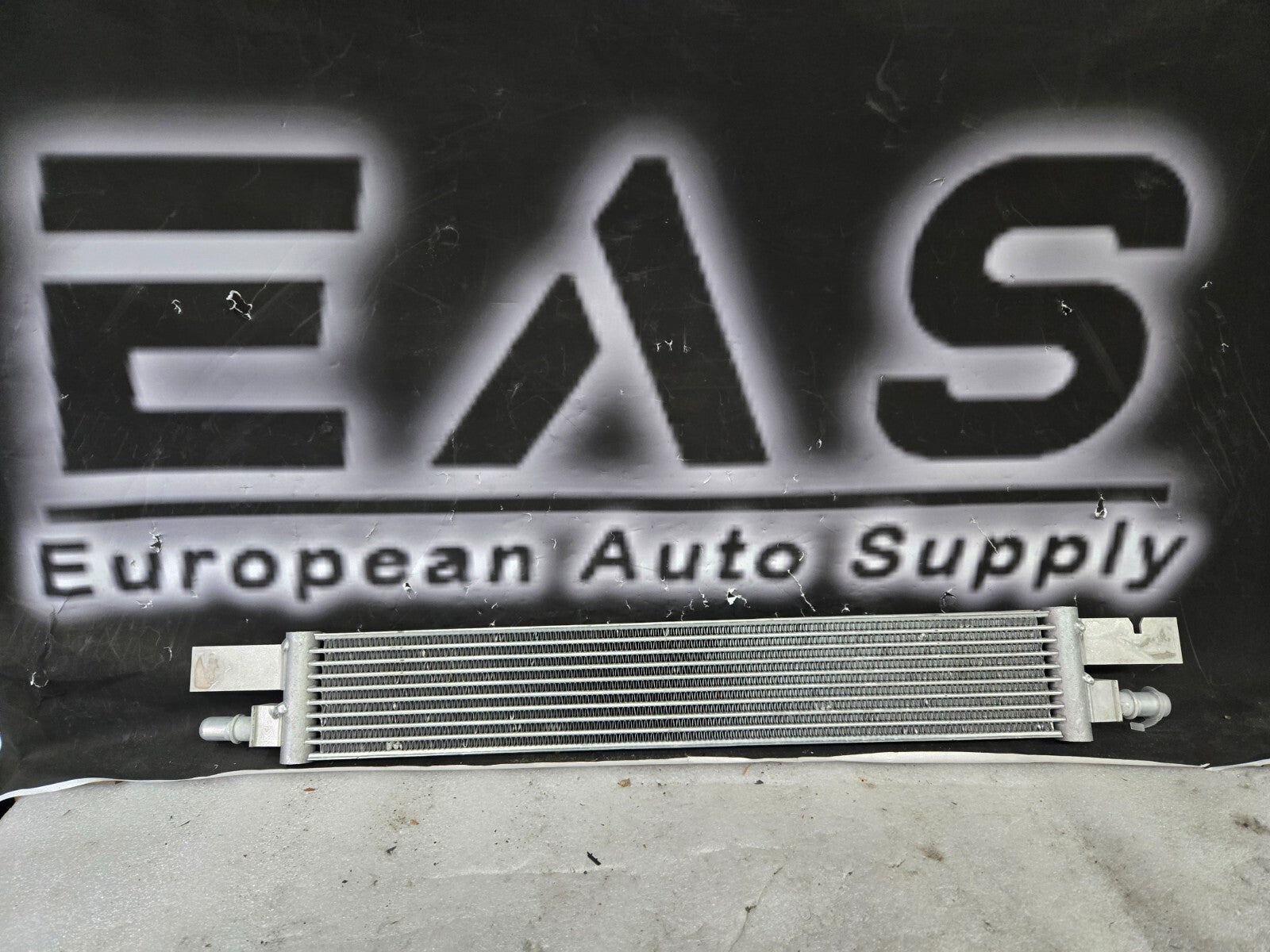 2018-19 BMW G20 3 Series Engine Motor Oil Radiator OEM 17219429794
