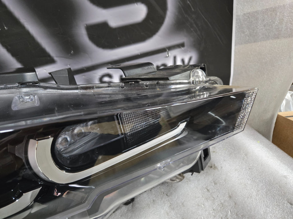 2022-2024 MAZDA CX-5 HEADLIGHT RIGHT PASSENGER SIDE LED NON AFS OEM KSD6-51030