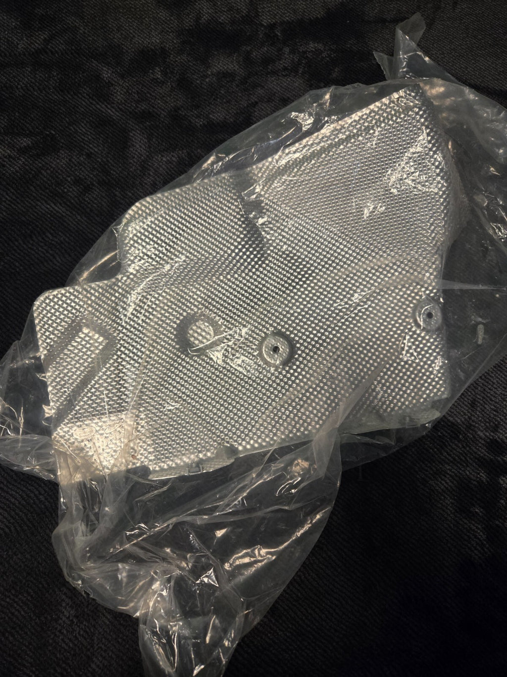 Genuine Land-Rover Rear Shield LR083676 OEM