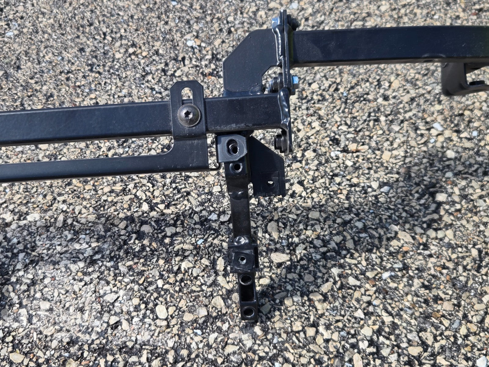 LAMBORGHINI HURACAN REAR BUMPER CROSSMEMBER SUPPORT MOUNT BRACKET OEM 4T0813753E