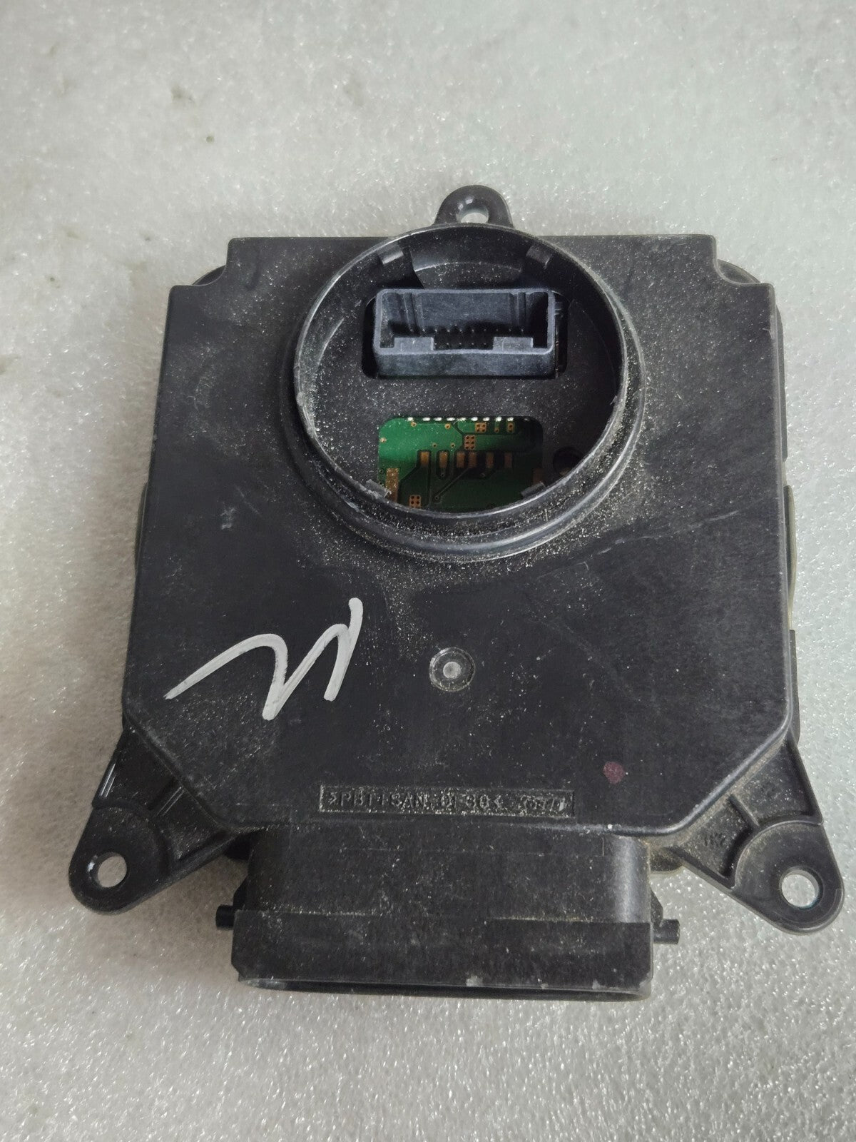 2019-21 Lexus ES300h Left Driver LED Headlight Ballast Module 89907-33170 OEM