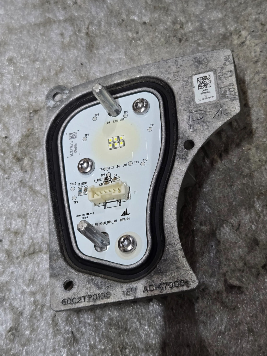 2017-2020 Chrysler Pacifica Right Light Diode Computer Control Unit Module OEM