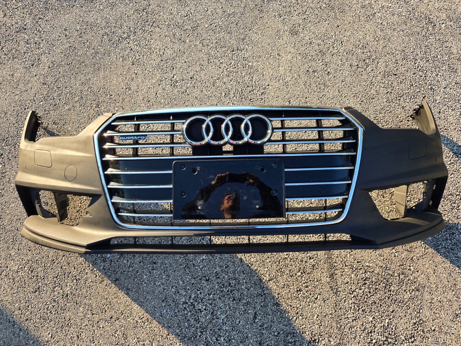 2016 2017 2018 AUDI A7 QUATTRO FRONT BUMPER NEAR COMPLETE OEM 4G8807437AH
