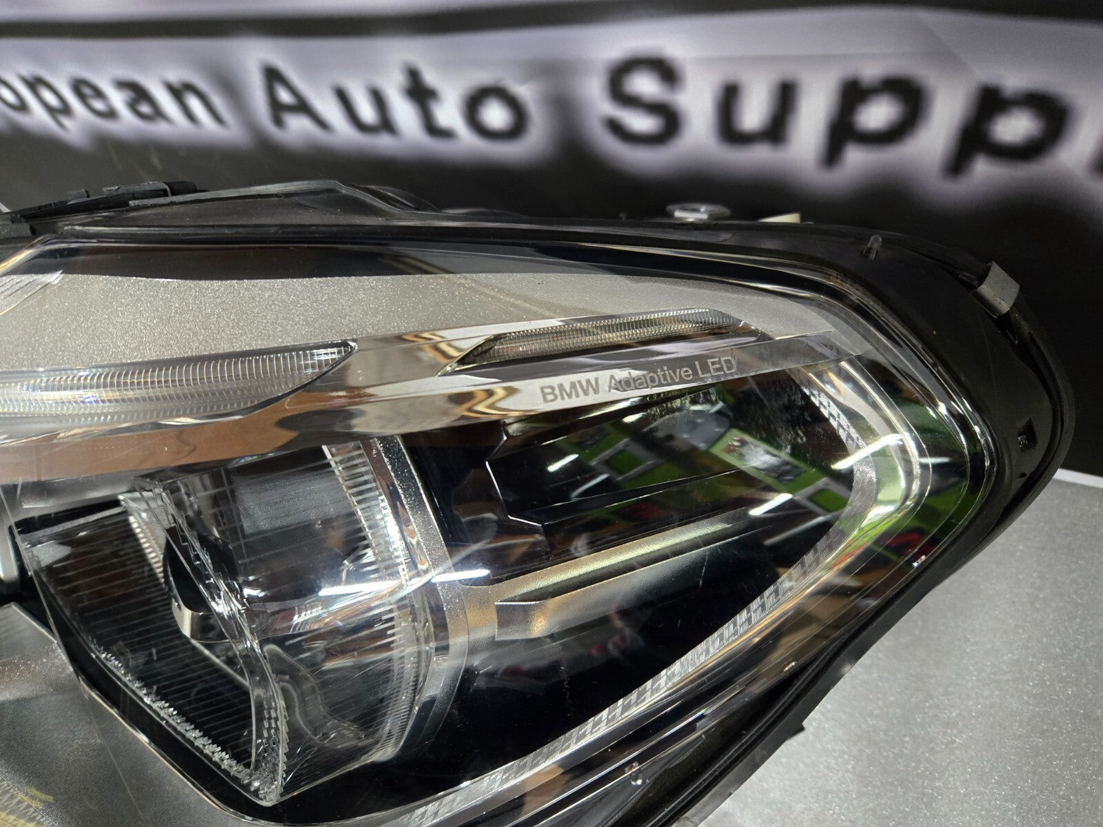 2018-2021 BMW X3 X4 G01 G02 Adaptive LED HEADLIGHT LEFT DRIVERS SIDE OEM 8739657