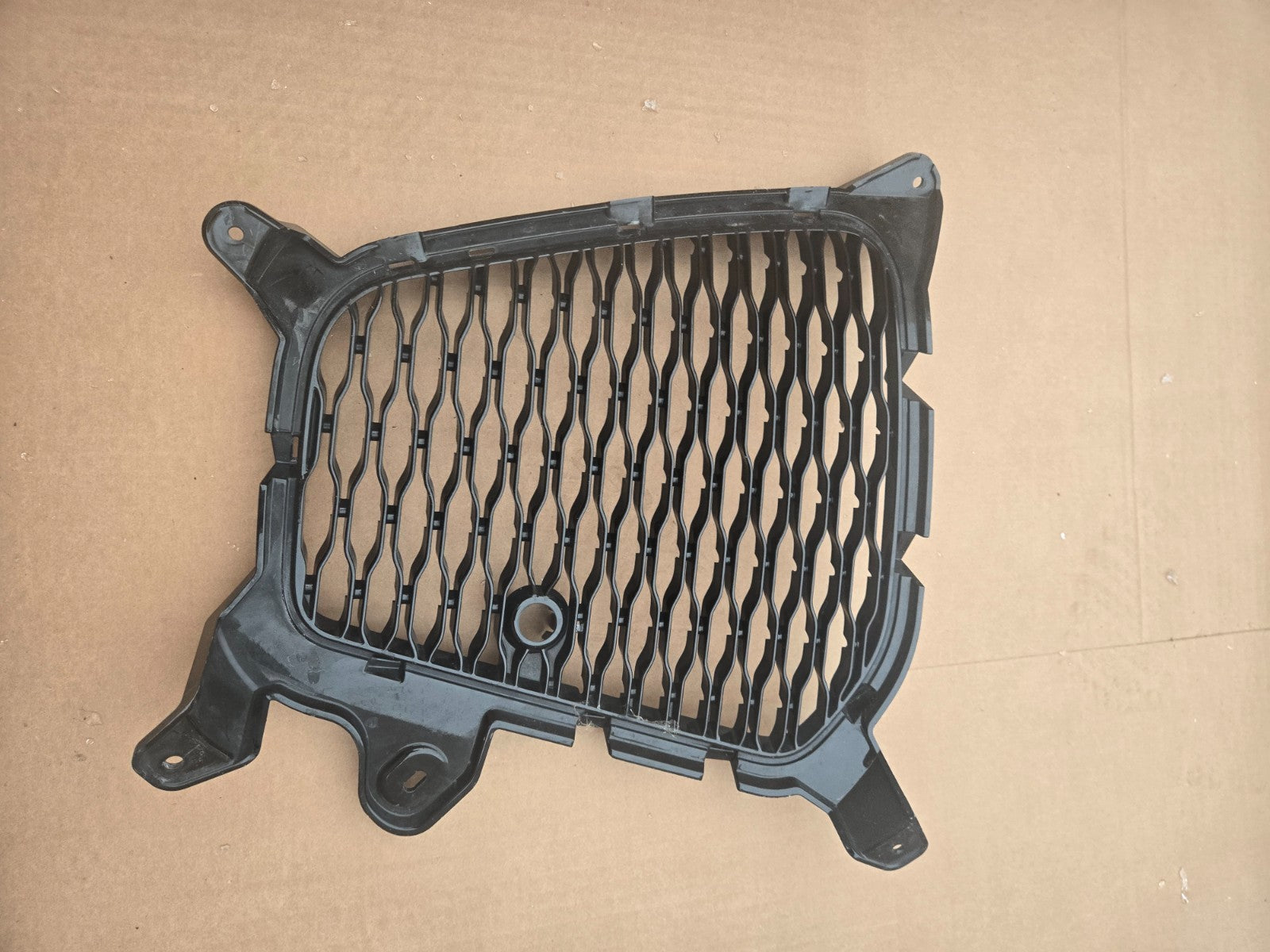 18-20 Range Rover Sport SVR Front L Lower Bumper Grille OEM JK6M-17K947-A TRIM