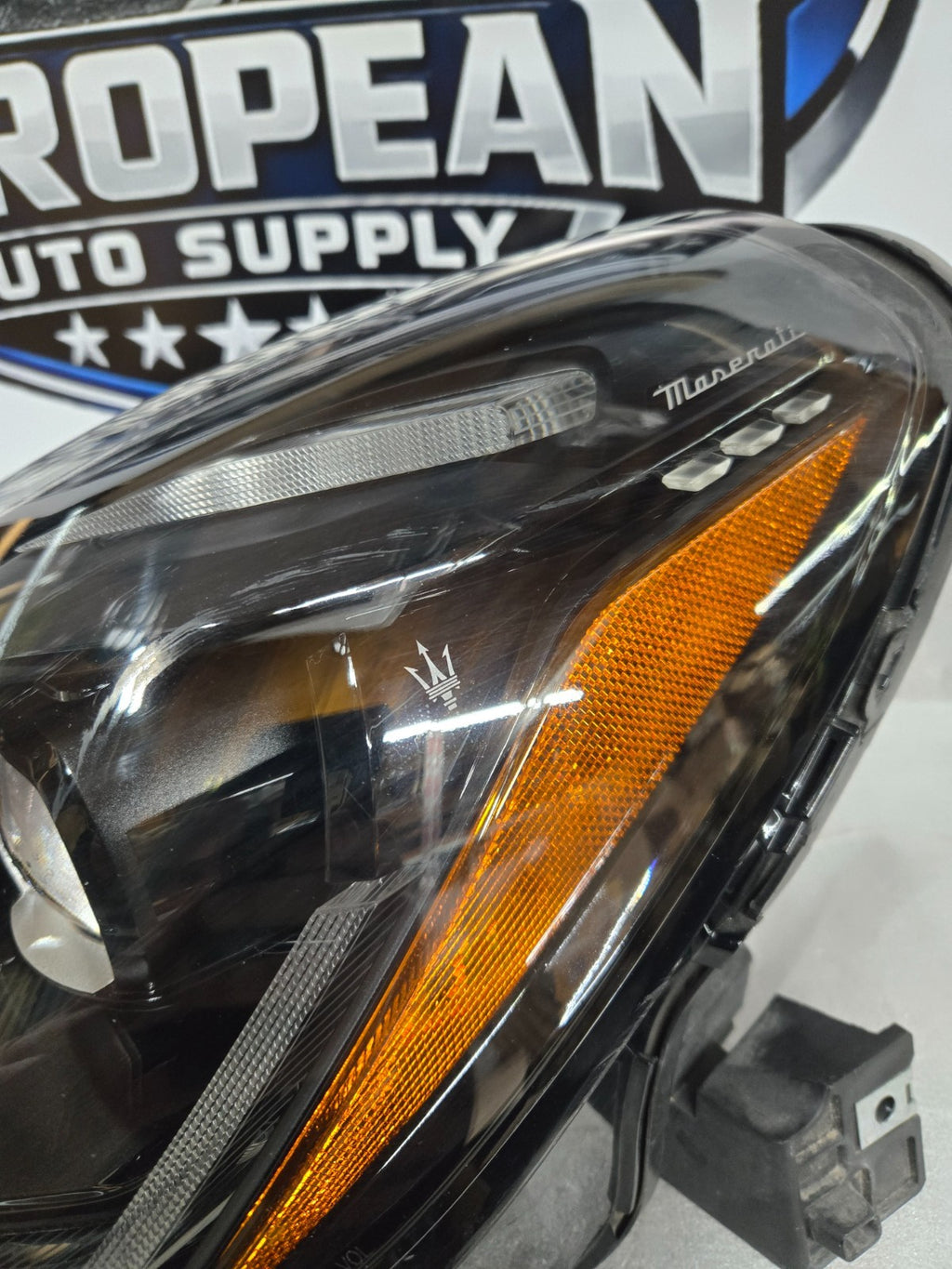 2023 2024 Maserati Grecale LED Headlight Driver Left LH OEM Complete 06702930750