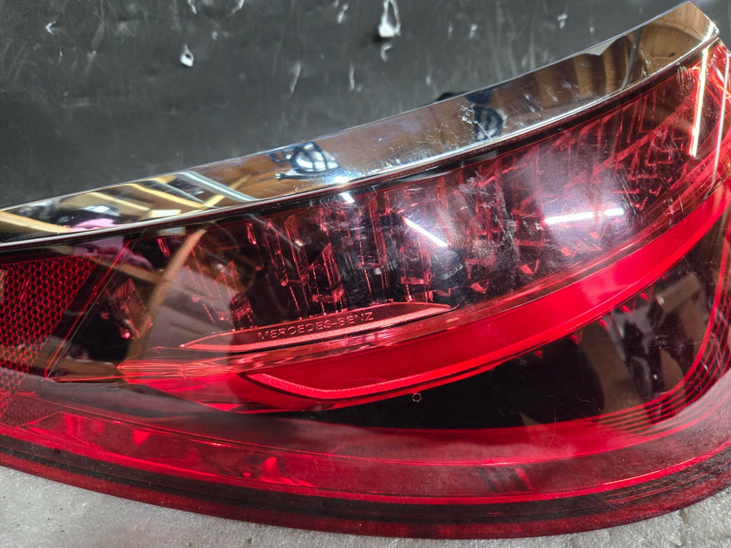 2021-2024 Mercedes S580 W223 Rear Left Quarter Panel Tail Light A2239062300 OEM