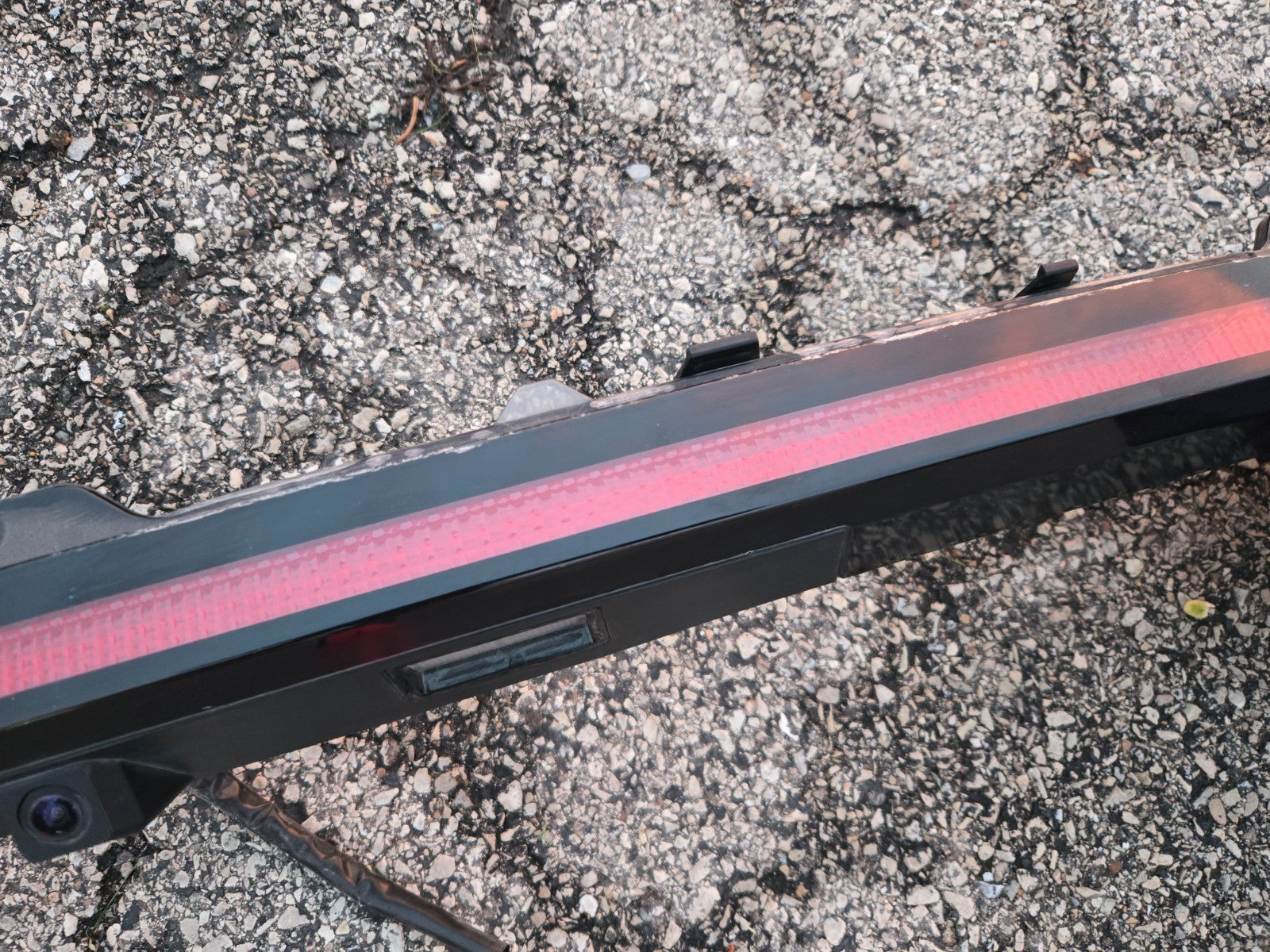 2022-2024 Hyundai Tucson Rear Tail Light Bar 92403-N9150 OEM w/ Camera