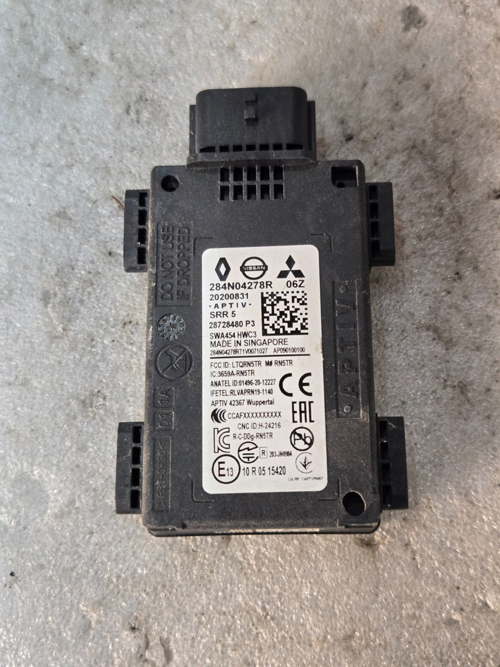 2021 - 2025 NISSAN ROGUE REAR LEFT/RIGHT SIDE BLIND SPOT RADAR SENSOR MODULE OEM