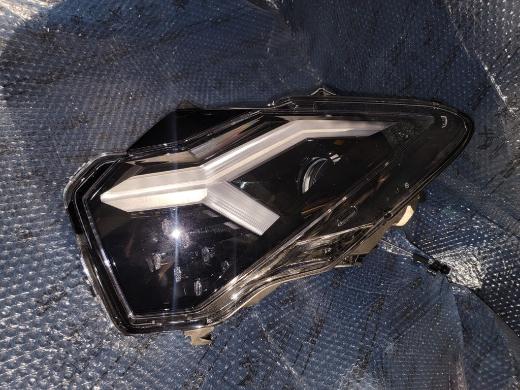 12-17 Lamborghini Aventador LP700-4 Right Passenger Headlight 471941004T OEM R