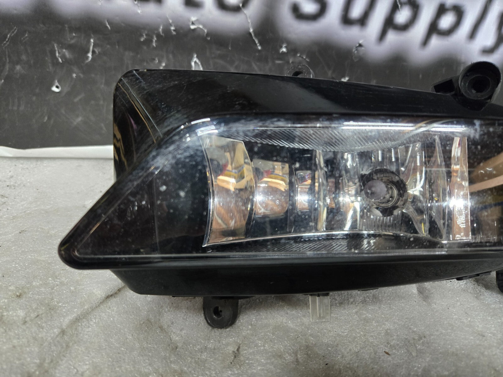 2013 AUDI A5 QUATTRO - LEFT LH Driver Halogen Fog Light / LAMP 8T0941699D OEM